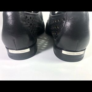 Michael Kors shoe leather size 7.5